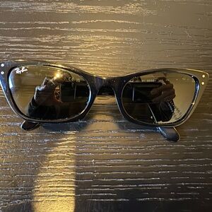 Ray-Ban Lady Burbank Black Sunglasses